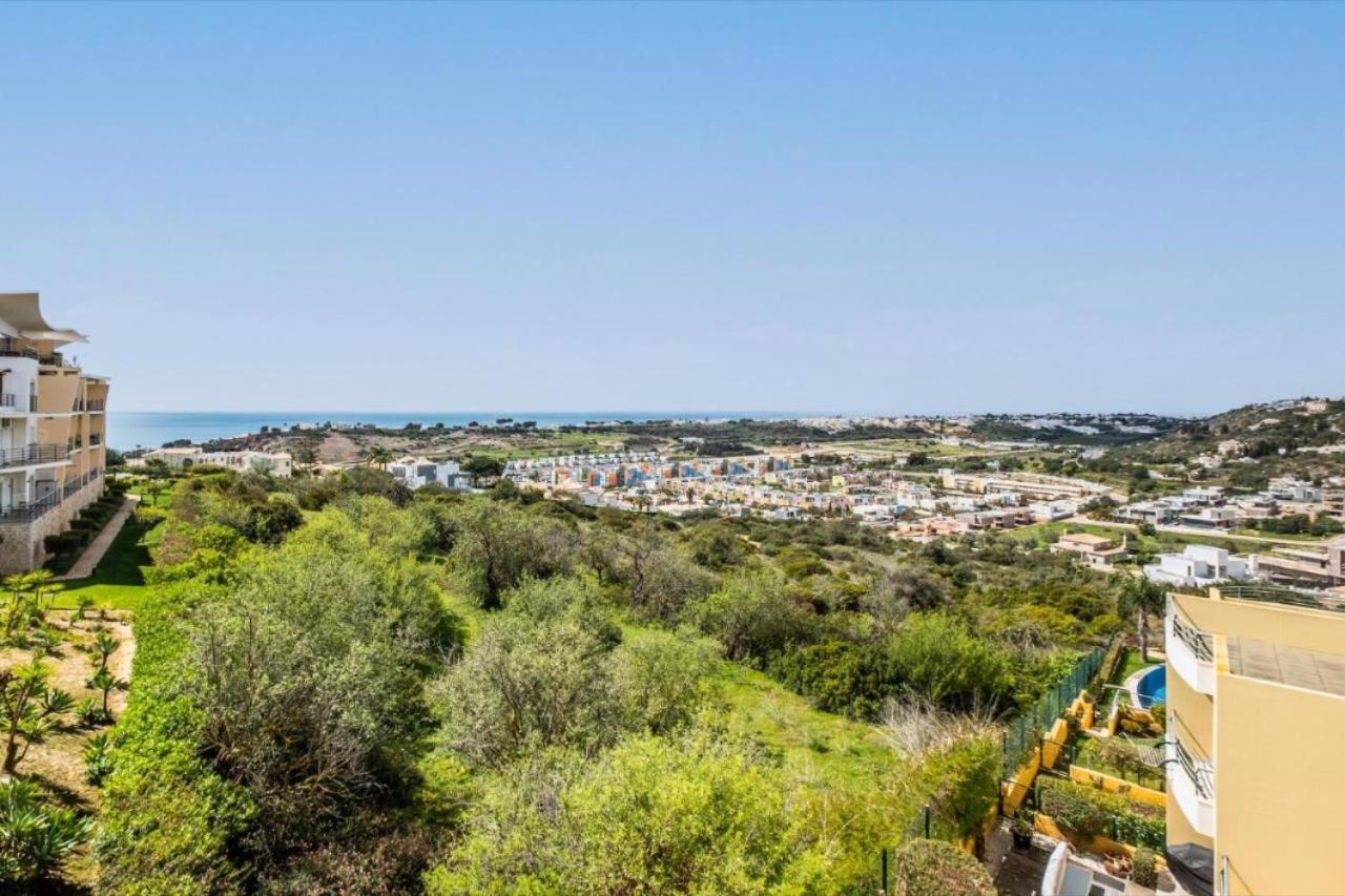 Flat With Pool Marina And Sea View
