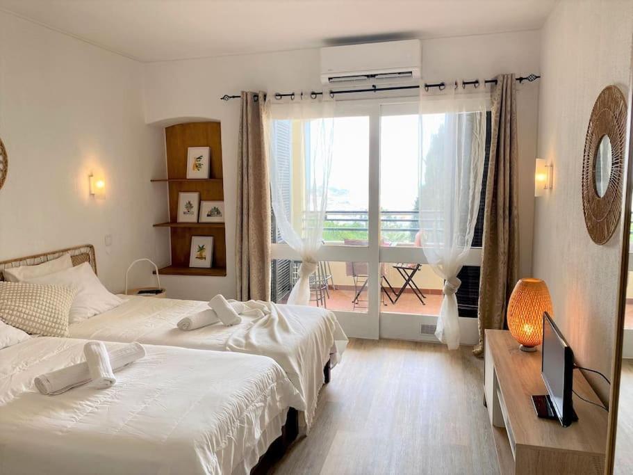 Apartment With Great Sea View, Near The Beach, With Ac And Pools Albufeira
