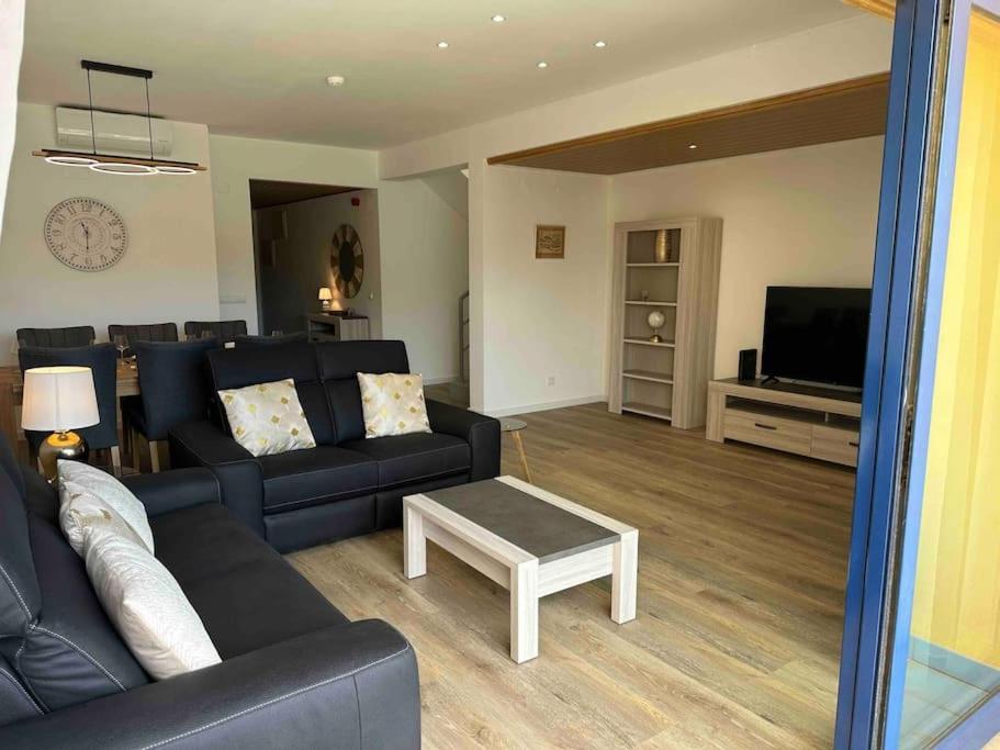 Marina Duplex *