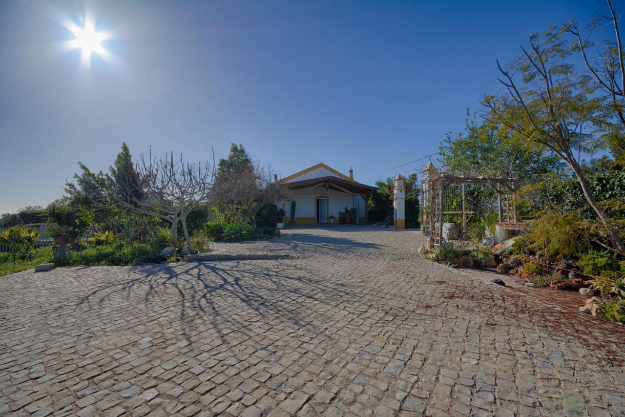 Prestige For - Moradia Com Piscina, Jardim E Estacionamento Paderne /albufeira * Albufeira