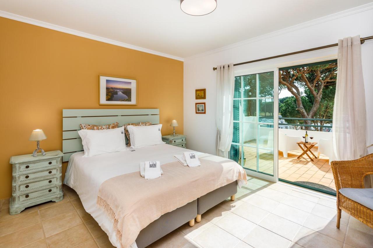 Falesia Ocean By The Portuguese Butler