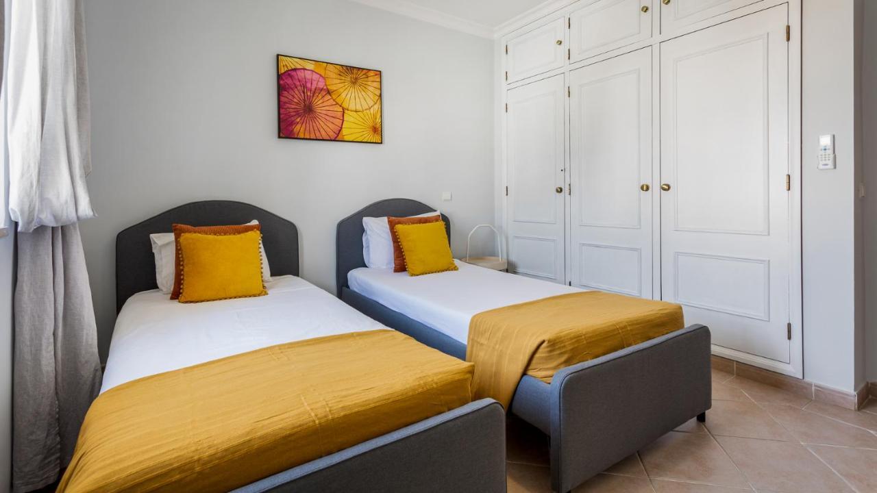 3br With Pool And Ac By The By Lovelystay