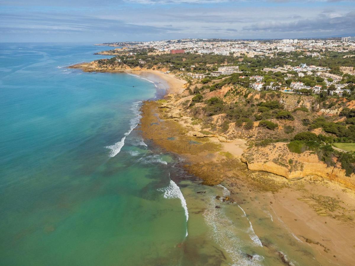 Balaia 3br Sunny Terrace Apartment Albufeira