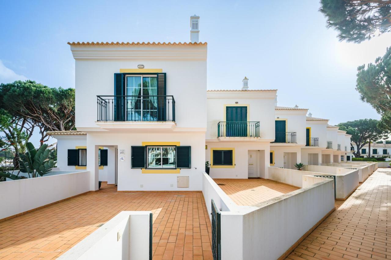 Falesia Ocean By The Portuguese Butler Villa *