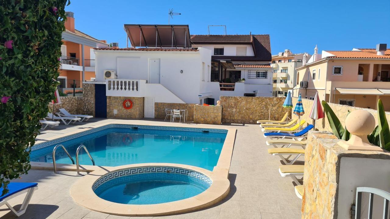 Cabrita Apartamento *