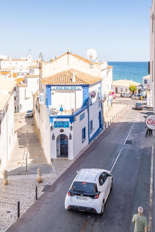 In Albufeira's Old Town Apartment *