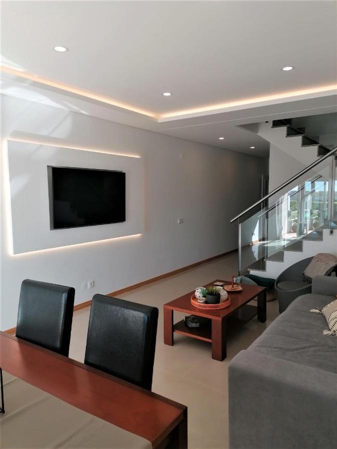 Condominium Vevita *