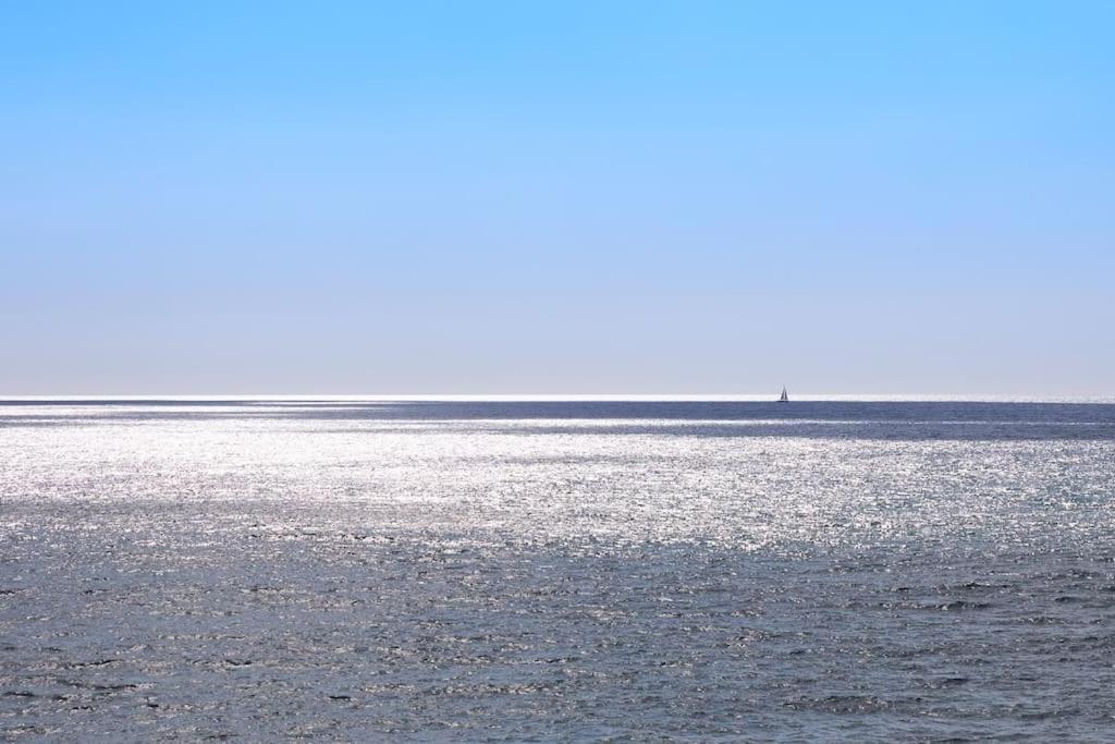 Seaside Serenity Beachside