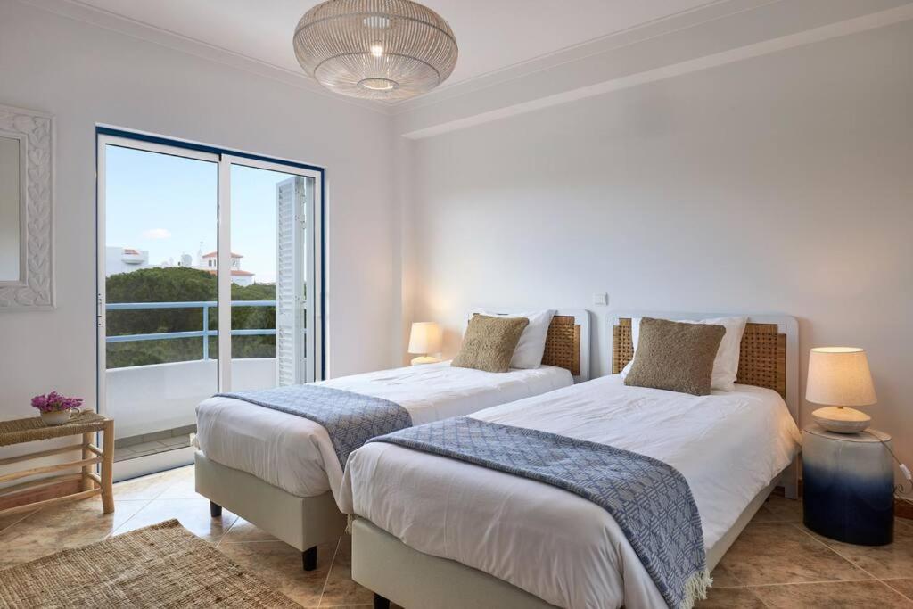 Seaside Serenity Beachside Apartamento