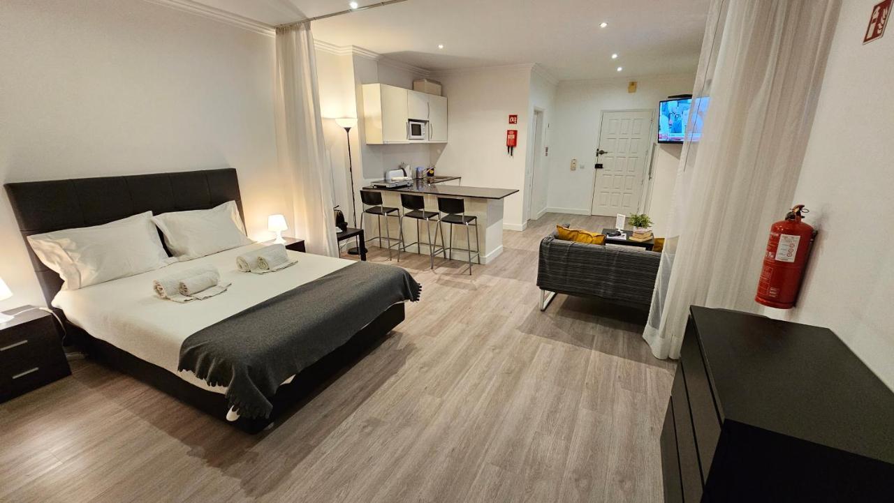 Original Downtown Apartment *