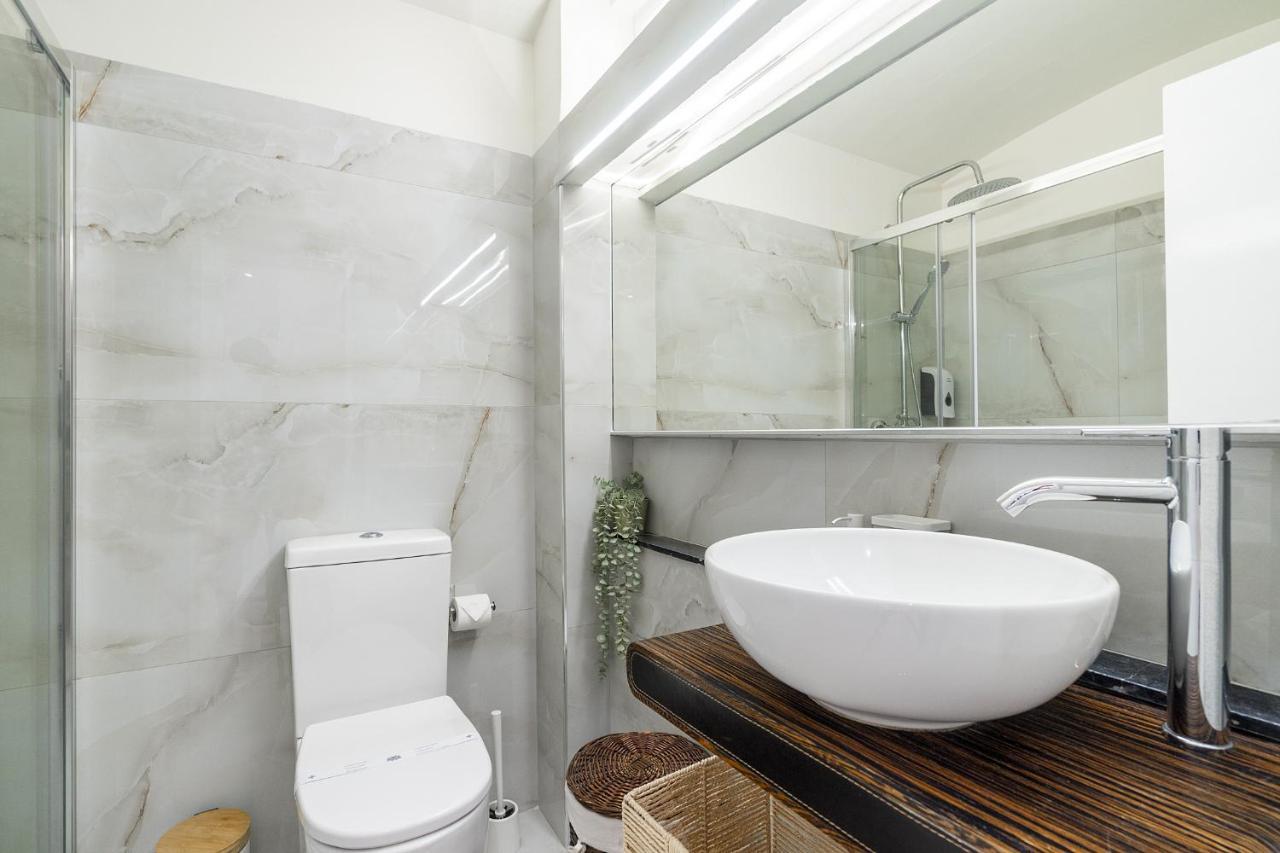 Sea & Oldtown View Apartment