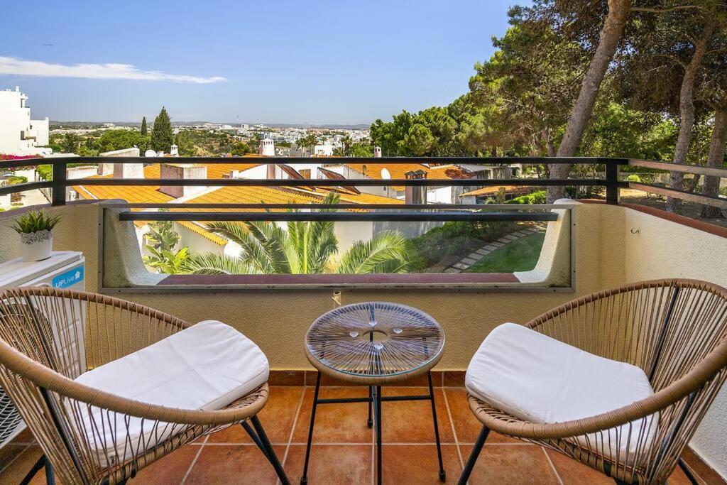 Garden Paradise, Old Town & Apartamento Albufeira