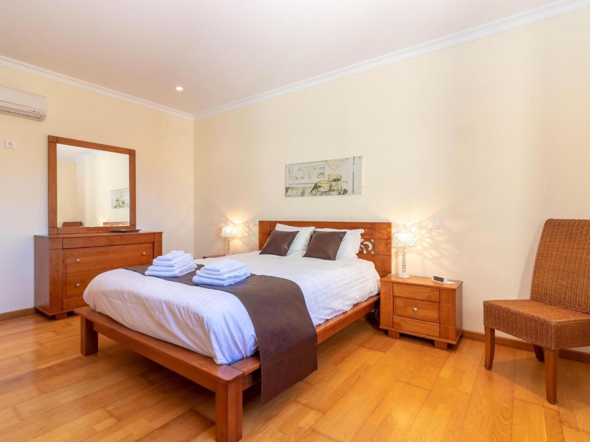 Luxury In With Heated Private Pool Villa Albufeira