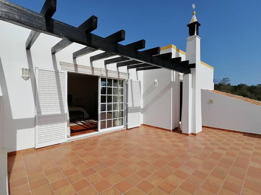 Casa Palmeiras - Com Piscina, Bbq E Ar Condicionado Villa *
