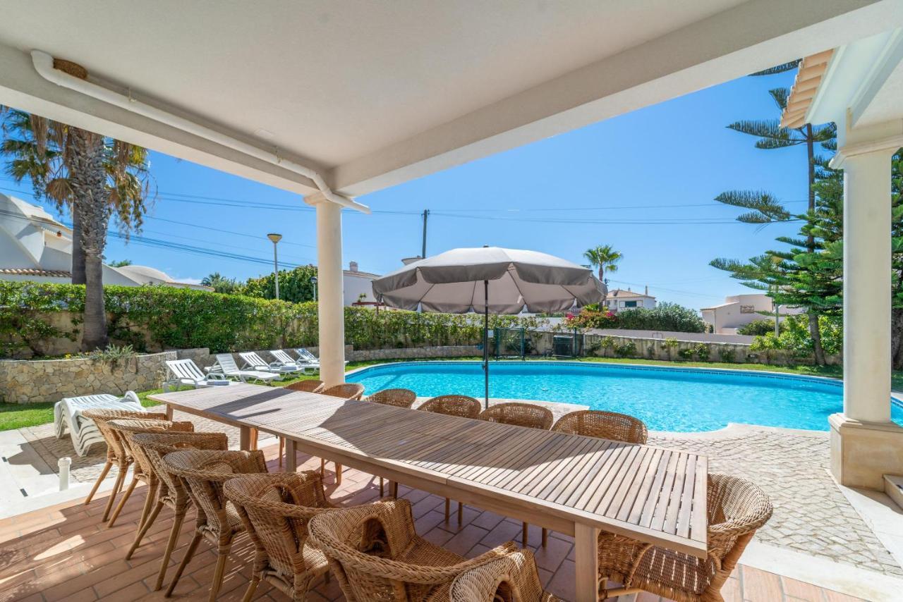Gale Villa