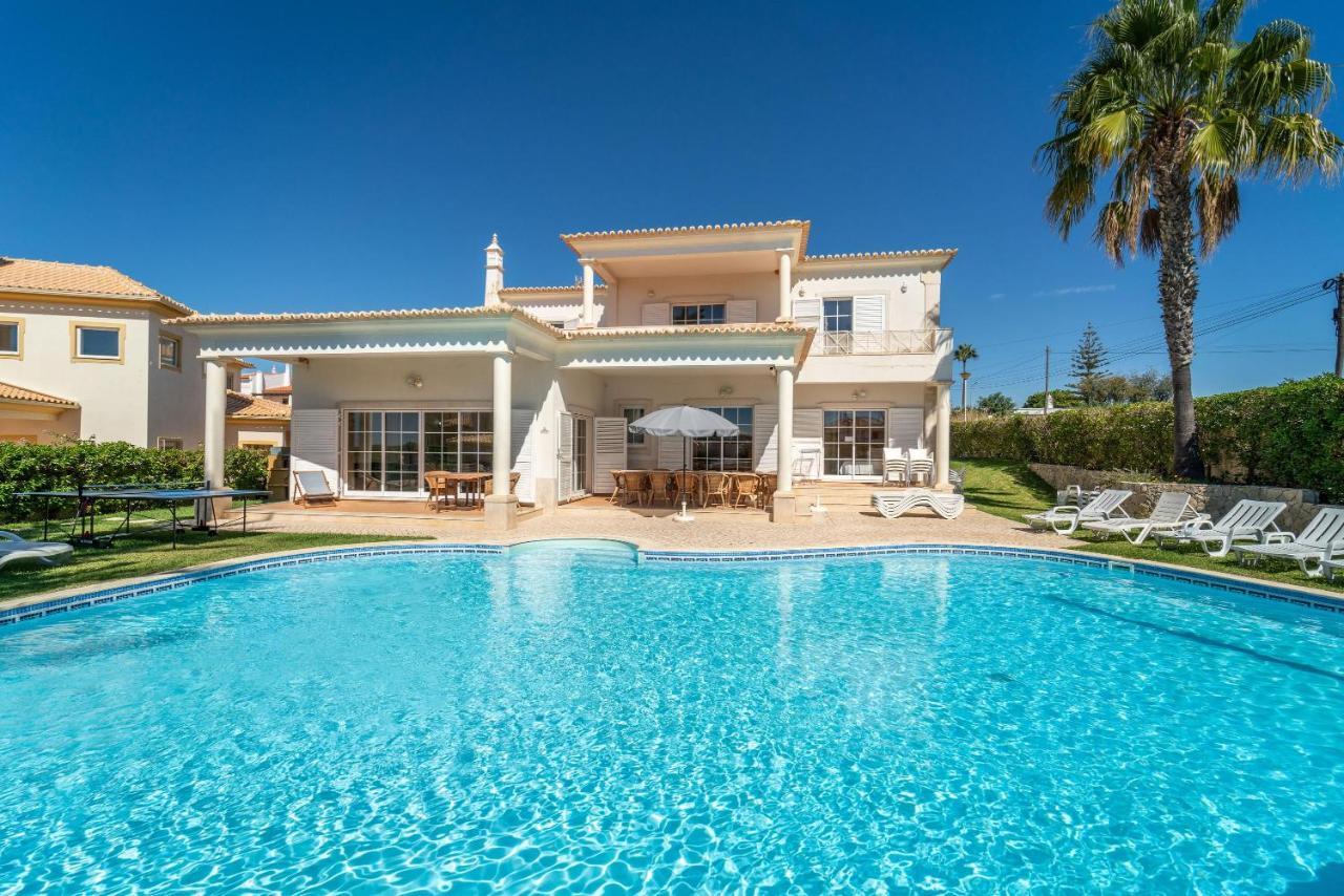 Gale Villa *