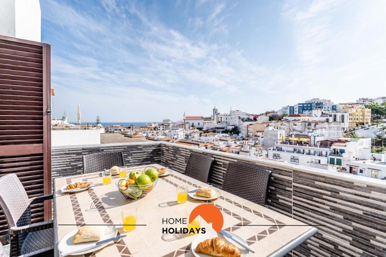 #164 Saradel 42 By Holidays Apartment *