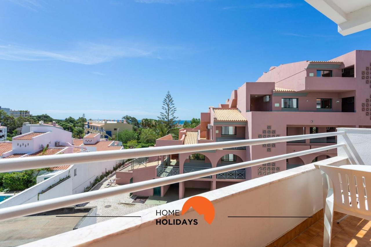 #132 Velamar 201 By Holidays Apartamento *