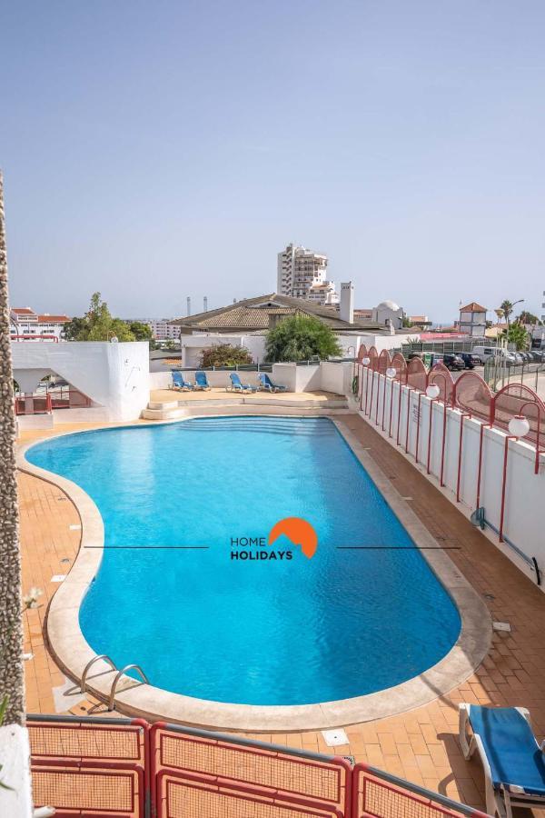 #106 Village Flat By Holidays Appartement