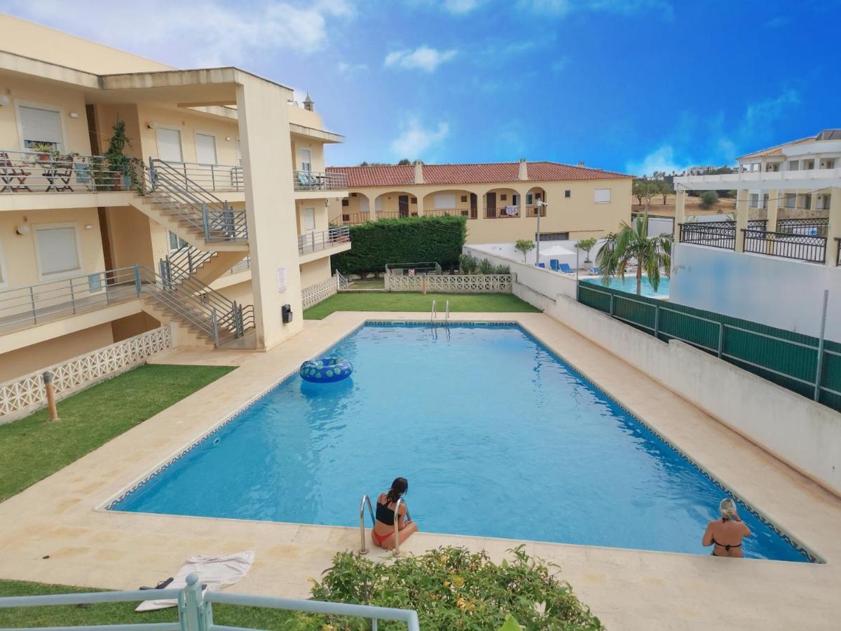 #100 Palmeira Flat With Shared Pool By Holidays Apartment Albufeira