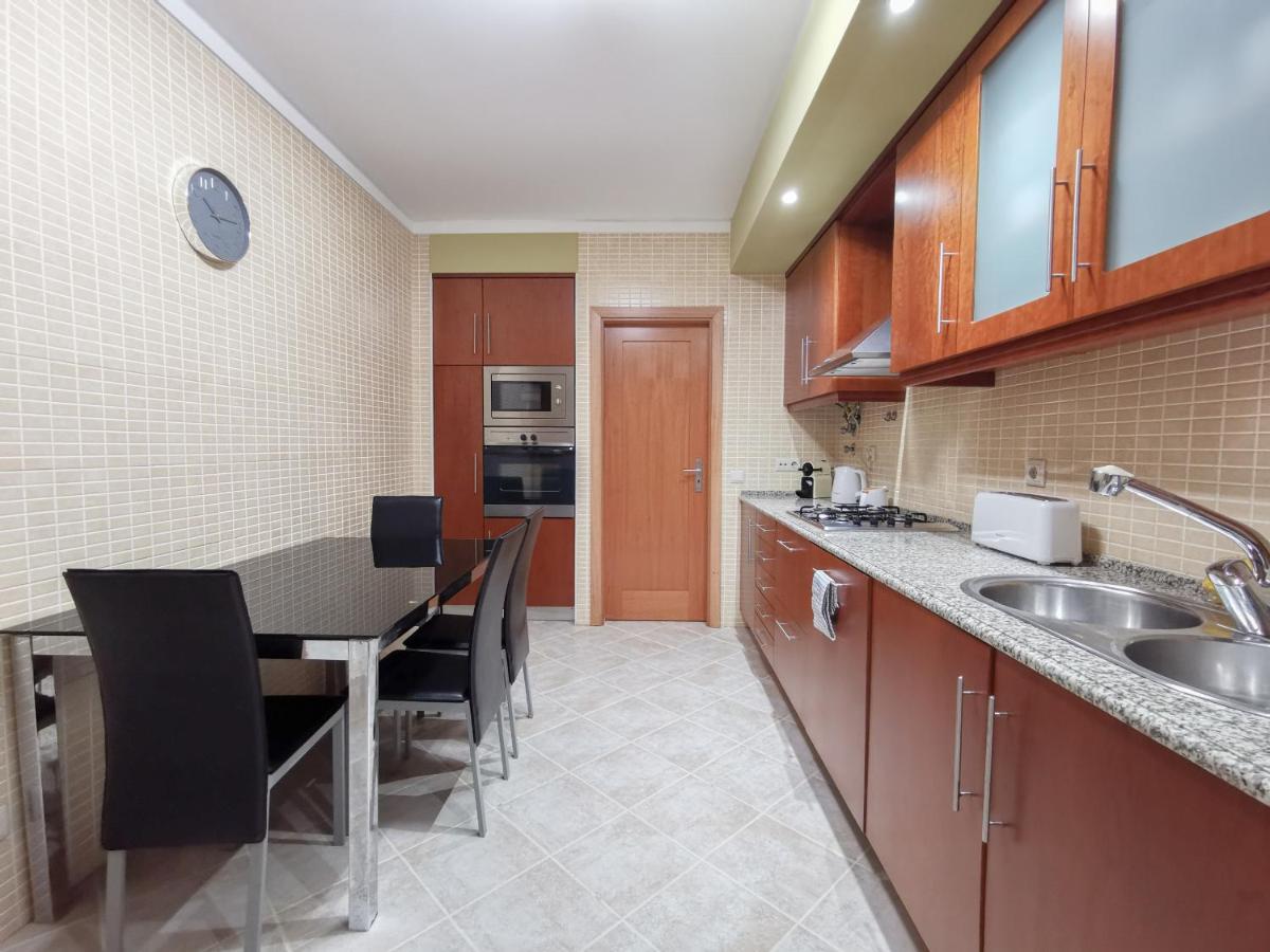 #100 Palmeira Flat With Shared Pool By Holidays * Albufeira