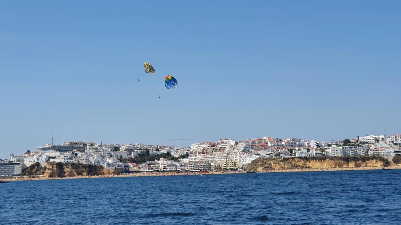 Wonder Charm * Albufeira