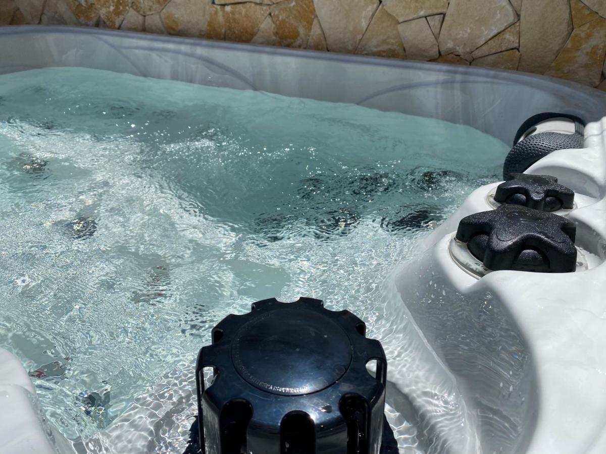 Luisa Anabela, 6/8 Pers, Piscine Et Jacuzzi . Villa *