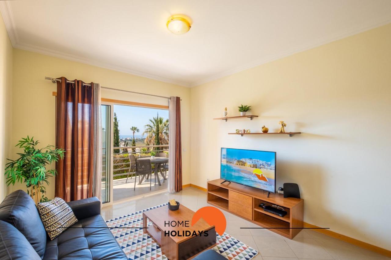 #045 Costa Family By Holidays Apartment *