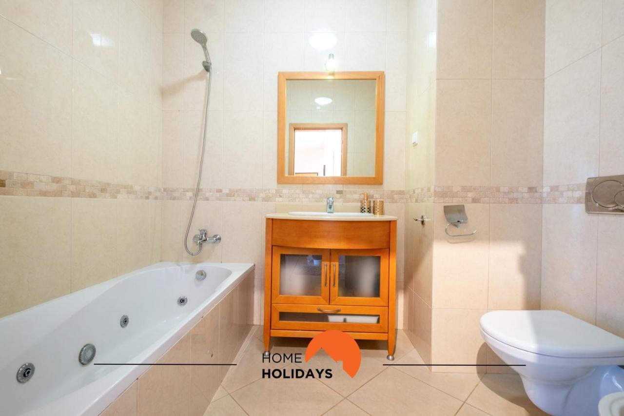 #004 Orada By Holidays Apartamento