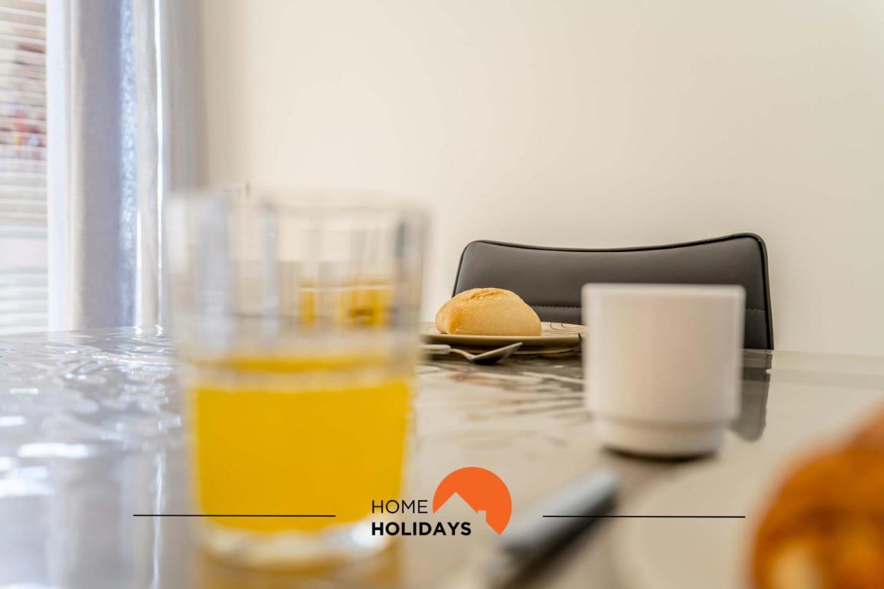 #164 Saradel 42 By Holidays Apartamento