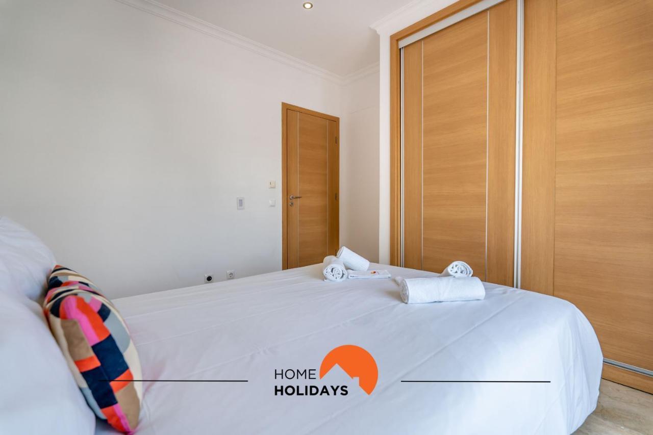 #129 Newtown, Pool, Private Park, High Speed Wifi Apartment