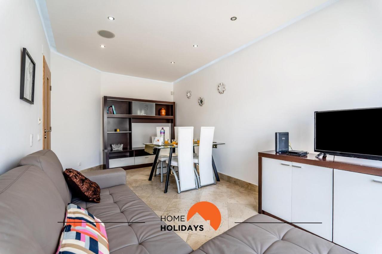 Apartment #129 Newtown, Pool, Private Park, High Speed Wifi