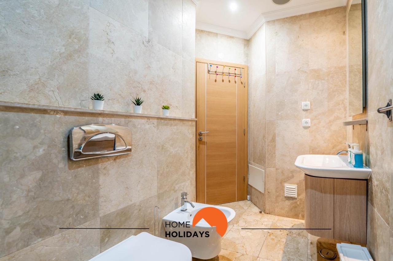 Apartment #129 Newtown, Pool, Private Park, High Speed Wifi *