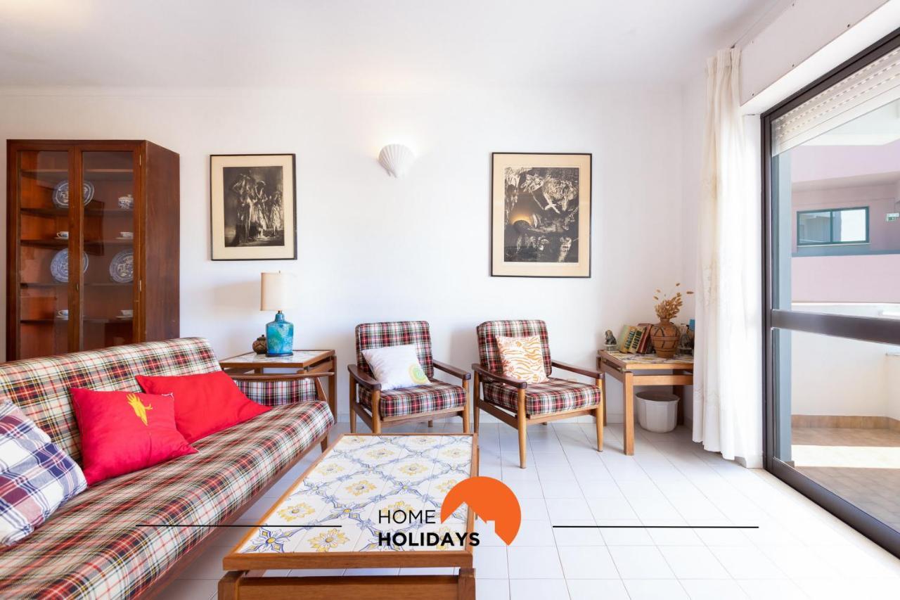 #132 Velamar 201 By Holidays Apartamento