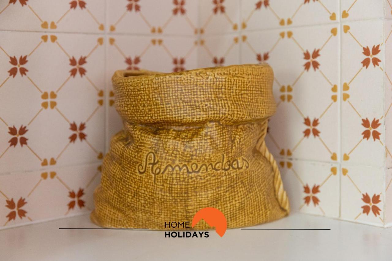 #132 Velamar 201 By Holidays