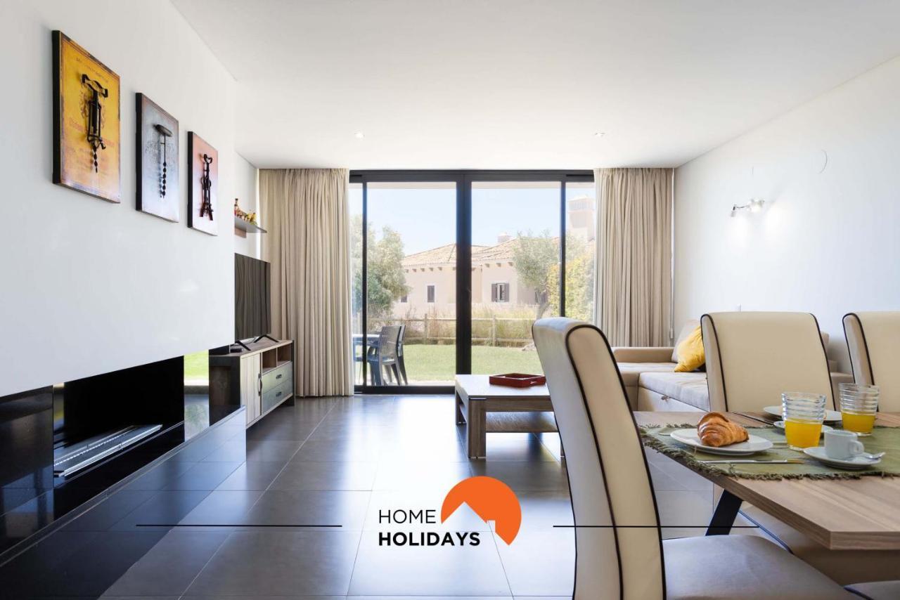 #142 Spacious With Garden, Pool And Private Park *