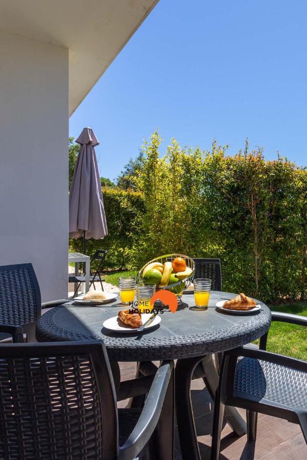 Holiday home #142 Spacious With Garden, Pool And Private Park Albufeira