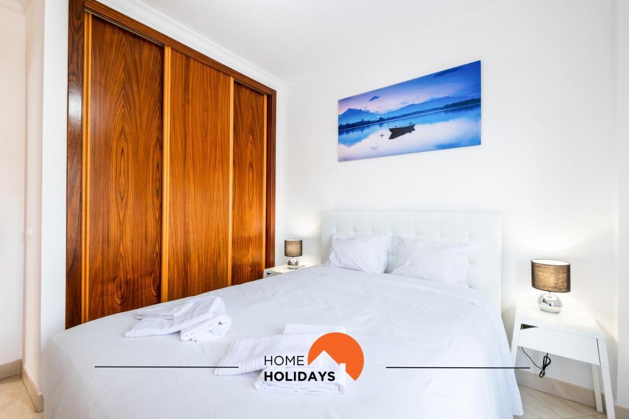 #080 Marina View Flat With Pool By Holidays *