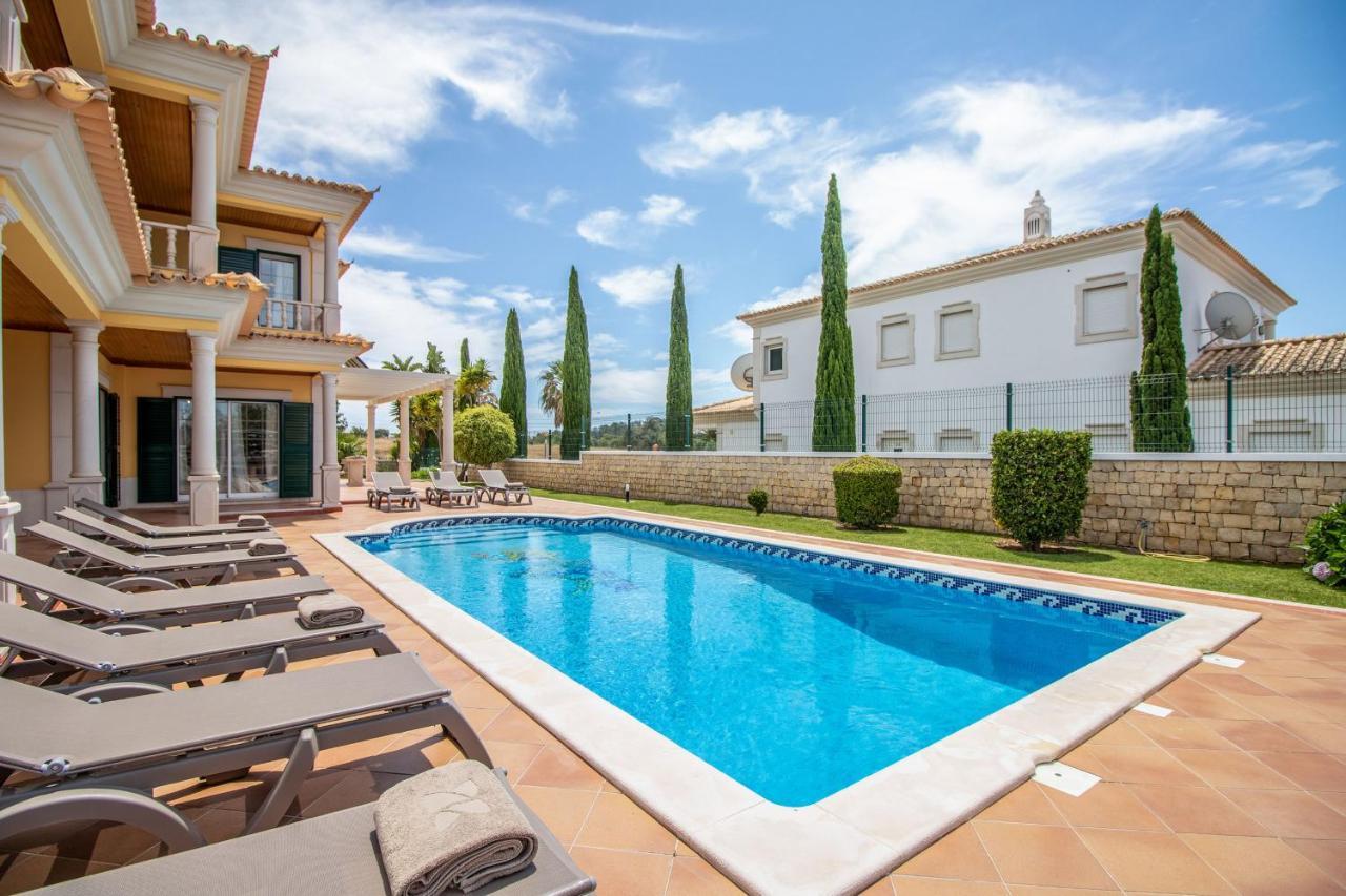 Iris Villa