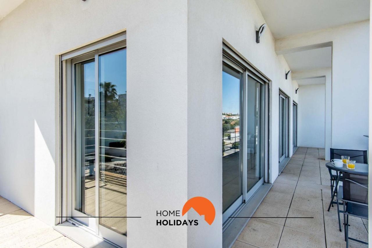 #143 Penthouse By Holidays Apartment *