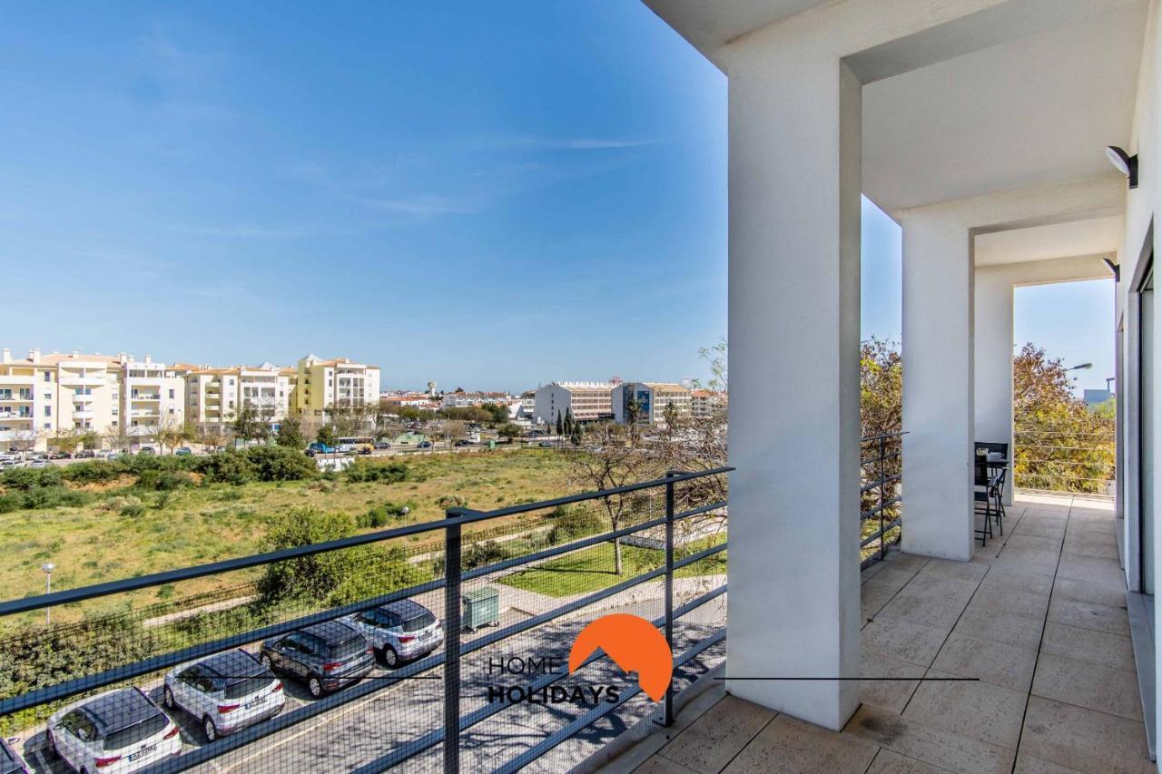#143 Penthouse By Holidays Apartment *