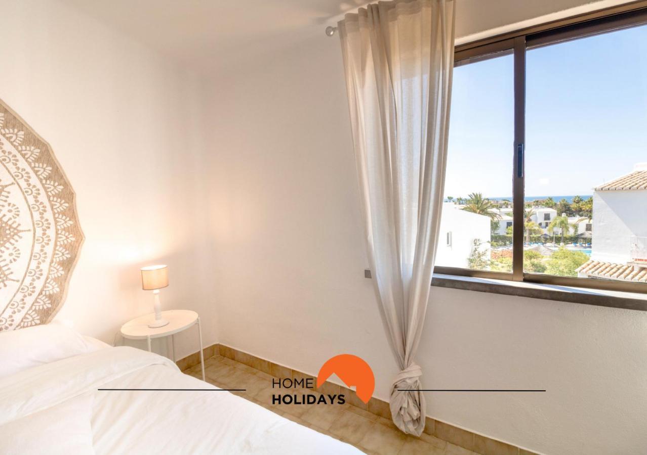 #053 Fully Equiped With Pool, 350 Mts Albufeira