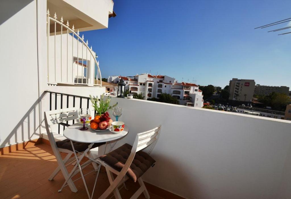 Apartment T3 Olhos De Agua Albufeira