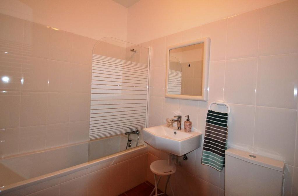 Apartment T3 Olhos De Agua