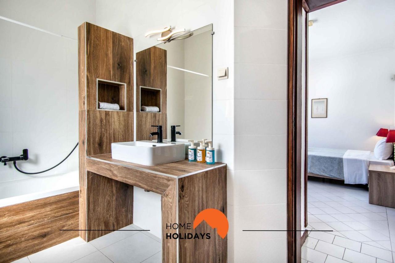 Holiday home #116 Telhas Verdes By Holidays *
