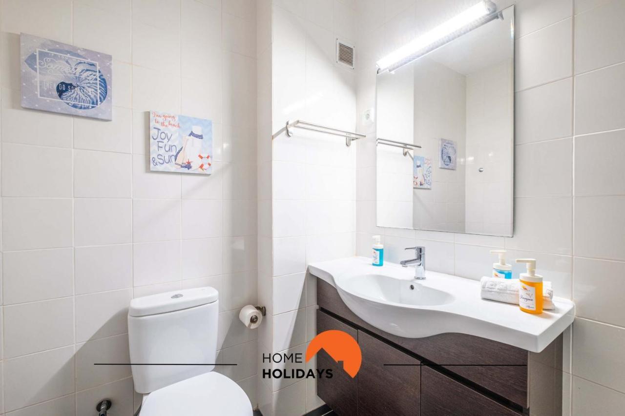 #112 Oura Flat By Holidays Apartment