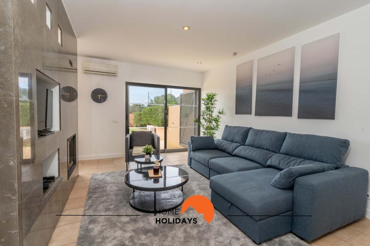 #111 Ocean View By Holidays *