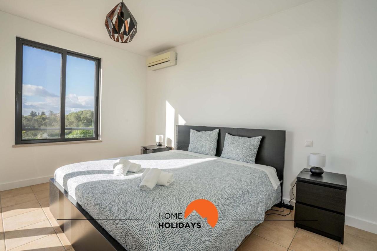 #111 Ocean View By Holidays Holiday home
