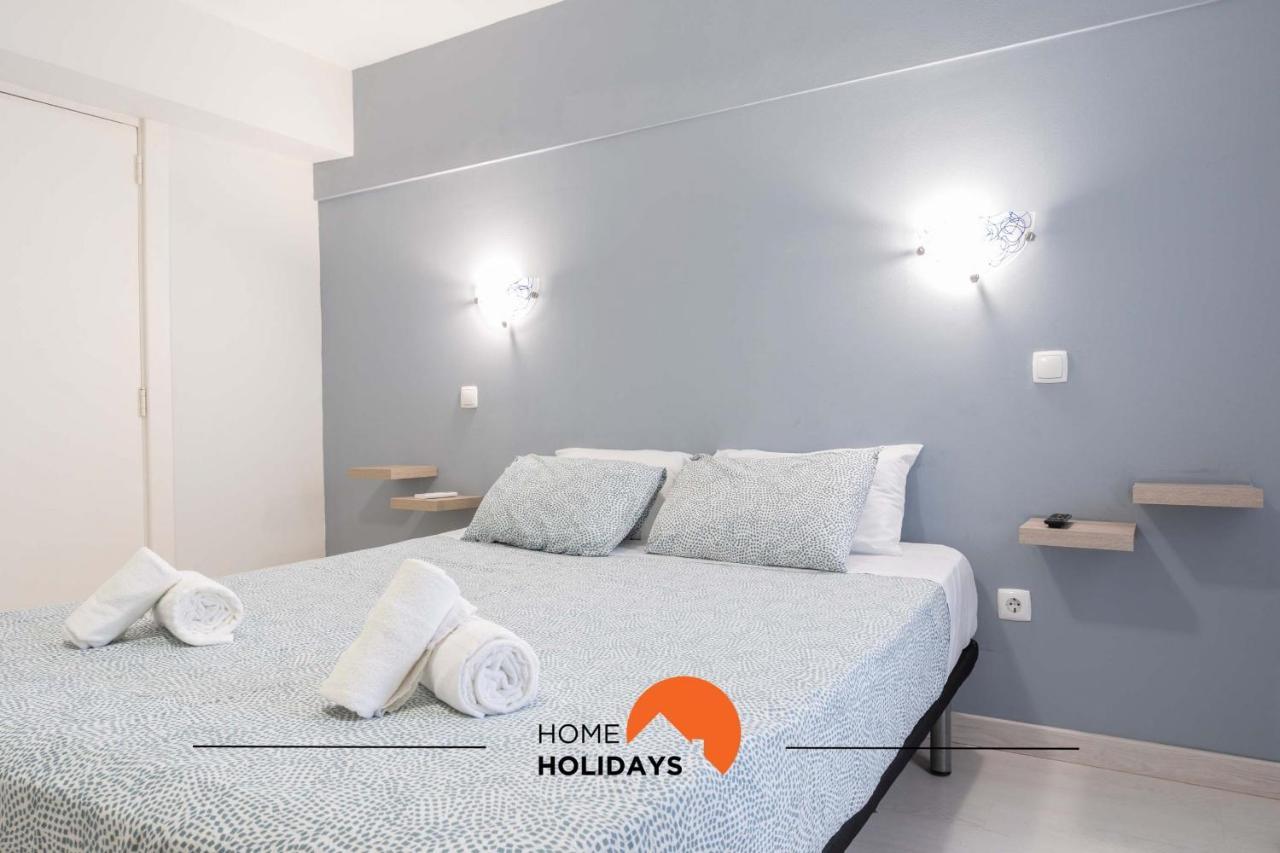 #106 Village Flat By Holidays Appartement *