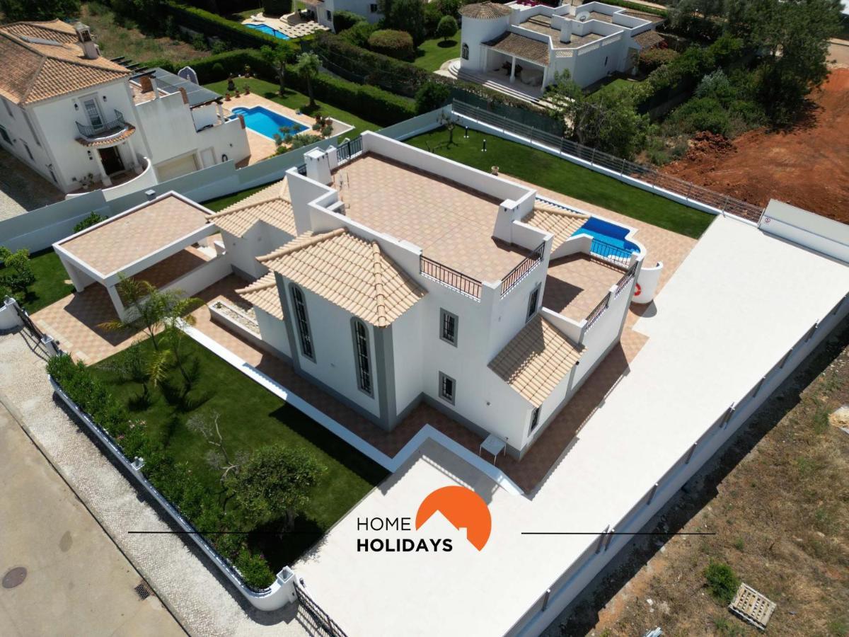 #102 V5 Clube By Holidays